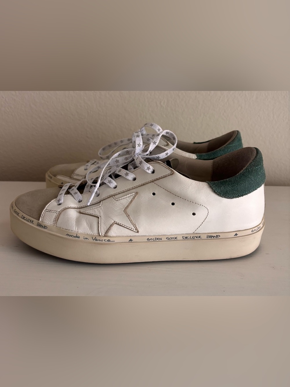 Golden Goose Platform White Leather Sneakers with Green Heel. Size 40